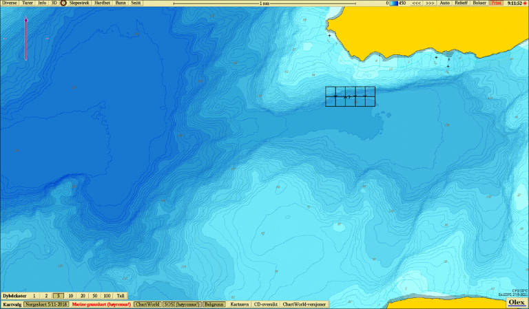 Illustrasjon med et kart som viser bunnkonturer rundt et akvakulturanlegg.